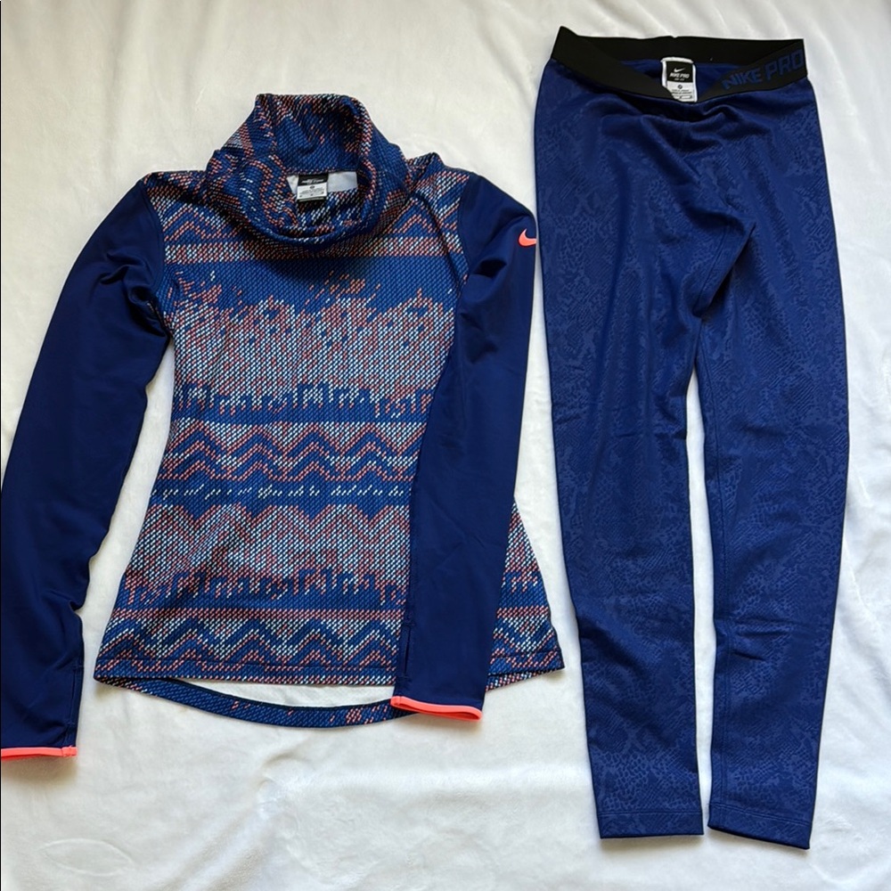 Nike Pro Blue Patterned Dri-Fit Athletic Set